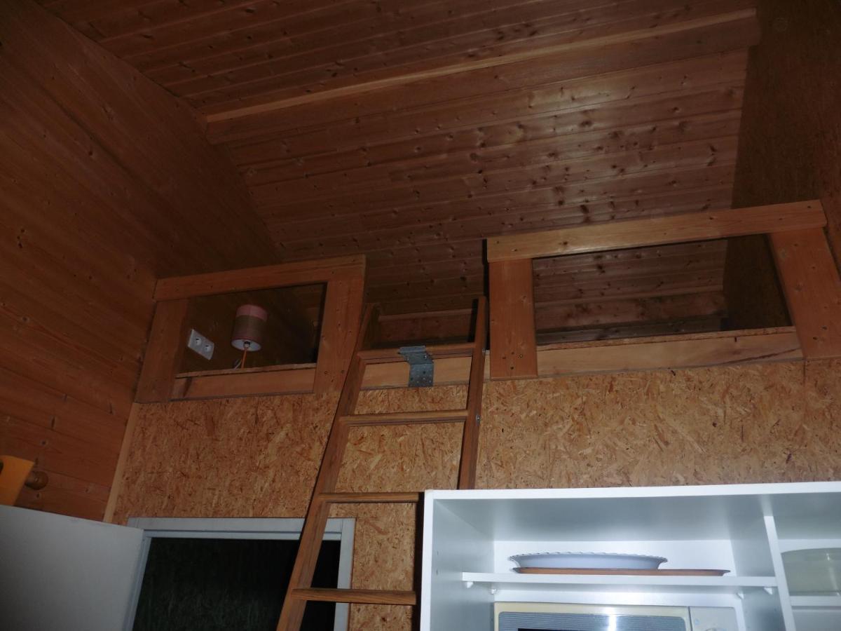 Camping Le Montbartoux Vollore-Ville Bagian luar foto