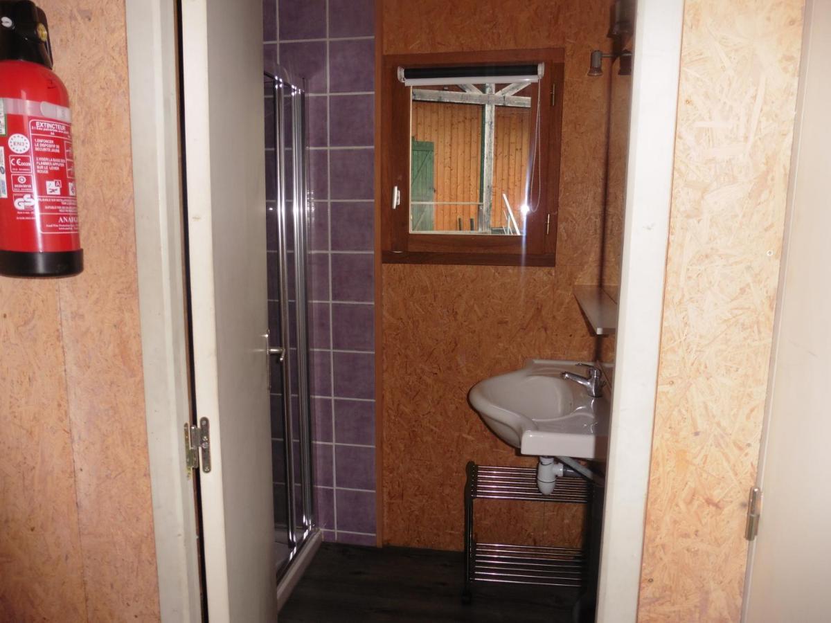 Camping Le Montbartoux Vollore-Ville Bagian luar foto