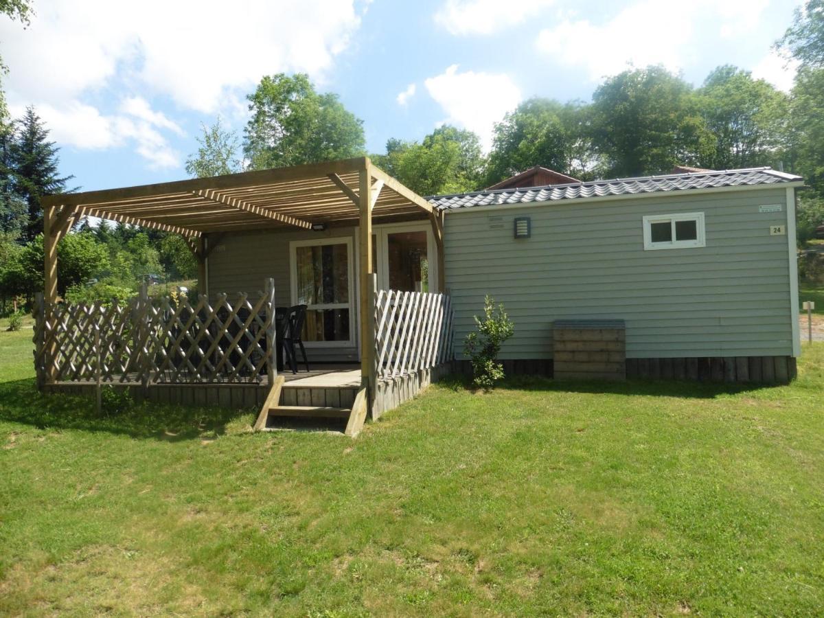 Camping Le Montbartoux Vollore-Ville Bagian luar foto