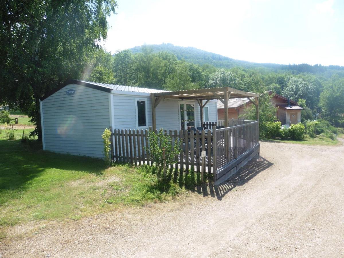 Camping Le Montbartoux Vollore-Ville Bagian luar foto