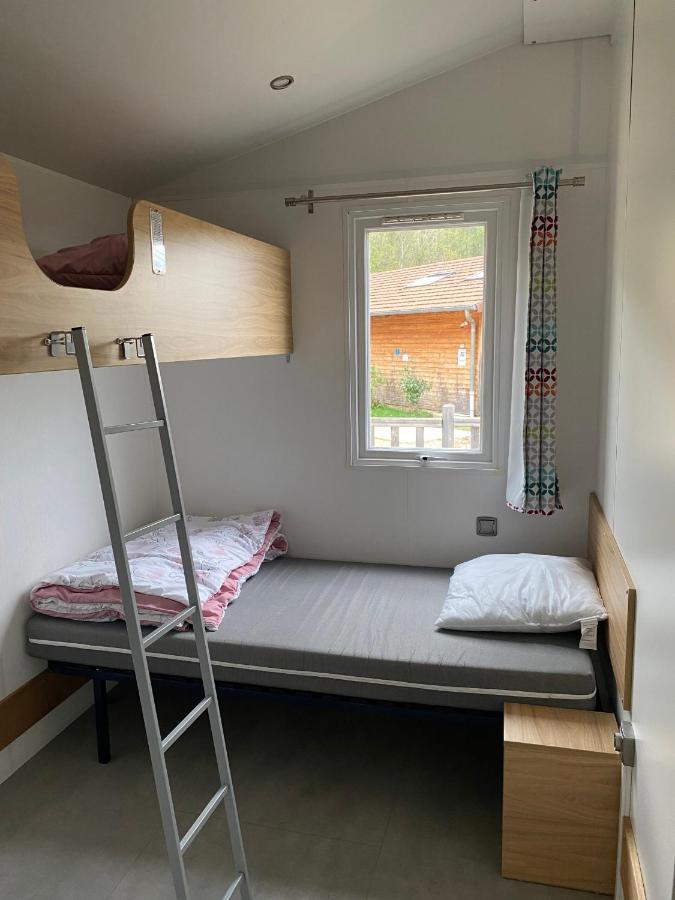 Camping Le Montbartoux Vollore-Ville Bagian luar foto