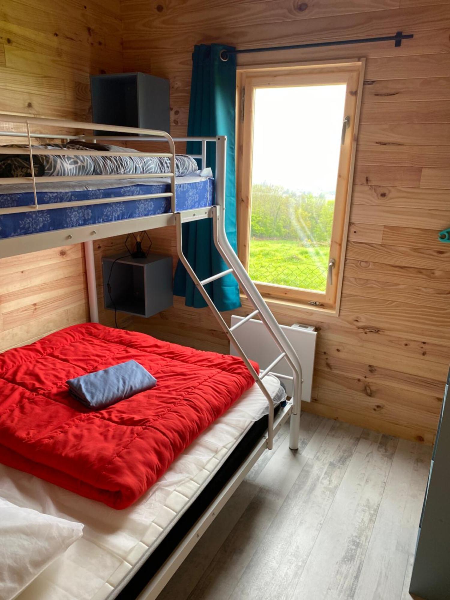 Camping Le Montbartoux Vollore-Ville Bagian luar foto